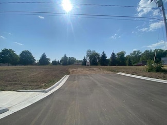 512 S Broadway St, Middleville, MI 49333