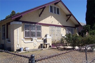 7100 S Figueroa St, Los Angeles, CA 90003