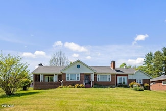 108 Elam Rd, Castlewood, VA 24224