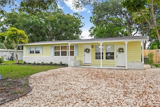 3613 Belmont Blvd, Sarasota, FL 34232