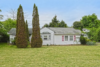 132 Hillside Ave, West Haven, CT 06516