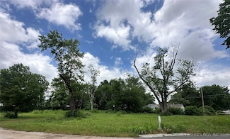 4245 S 28th Ave W, Tulsa, OK 74107