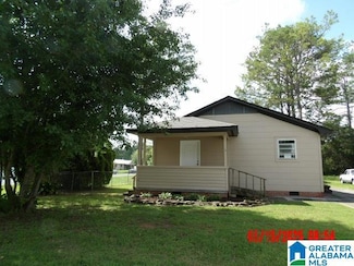 1811 21st Ave, Calera, AL 35040