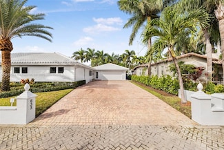 633 Solar Isle Dr, Fort Lauderdale, FL 33301