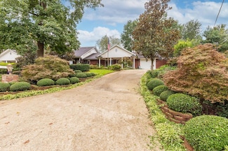 467 Arcadia Rd, Center, TX 75935