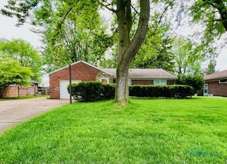 1058 Scribner St, Maumee, OH 43537