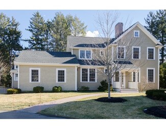 5 Wallis Dr Unit 5, Wenham, MA 01984