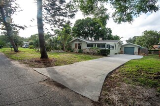 4737 Del Rio Way S, Gulfport, FL 33711
