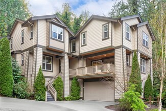 8203 NE 169th St, Kenmore, WA 98028