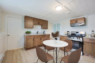 21 Harris St Unit 3, Peabody, MA 01960