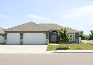 7077 W 29th Ave, Kennewick, WA 99338