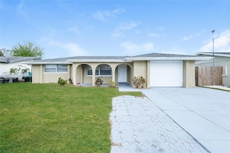 7405 Oakshire Dr, Port Richey, FL 34668