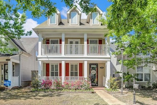 1379 Island Town Dr, Memphis, TN 38103