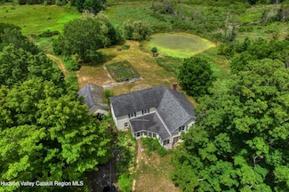 651 County Road 45, Earlton, NY 12058