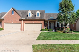 49866 Sleeping River Dr Unit 109, Macomb, MI 48042