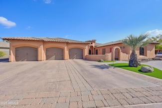 351 N Cloverfield Cir, Litchfield Park, AZ 85340