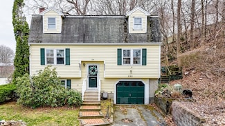 355 Andover St, Lowell, MA 01852