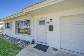 904 SW 5th Ave, Boynton Beach, FL 33426