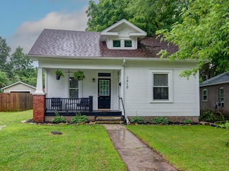 1510 E Mcdaniel St, Springfield, MO 65802