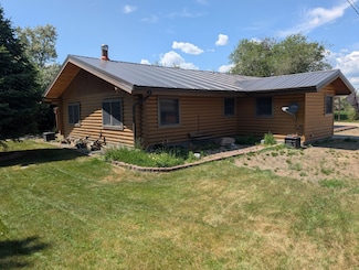 671 Green Acres Rd, Malta, MT 59538