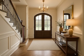 6 Farm View Dr, Norwich, CT 06360