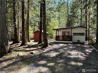 98 3 Sunset Cir, Deming, WA 98244