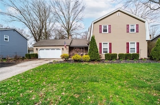 5520 Tracy Dr, Youngstown, OH 44512
