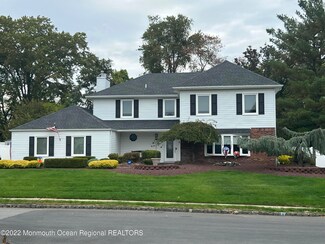 106 Cannonade Dr, Marlboro, NJ 07746