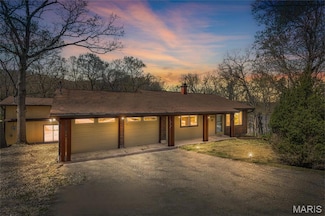 13145 Wanda Lee Ln, Sainte Genevieve, MO 63670
