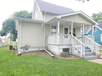 915 S 6th St, Norfolk, NE 68701
