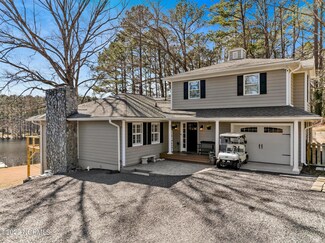 157 Lakeview Dr, Whispering Pines, NC 28327