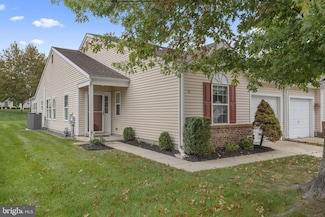 10 Yarrow Place, Mount Laurel, NJ 08054