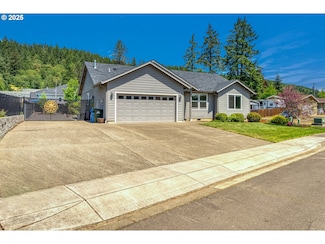 1545 E Fourth Ave, Sutherlin, OR 97479