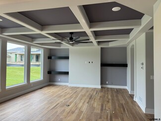 12505 Slayton Cir, Papillion, NE 68046