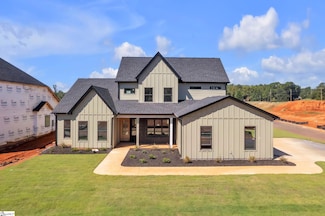 3032 Akins St, Spartanburg, SC 29303