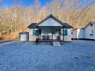 5715 Cherokee Rd, Rock, WV 24825