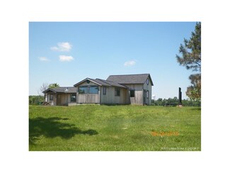 6800 Buena Vista Rd SE, Elizabeth, IN 47117