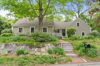 40 Upson Rd, Wellesley, MA 02482