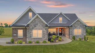 7051 Winners Circle Dr, Richmond, KY 40475