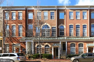 181 Martin Ln, Alexandria, VA 22304