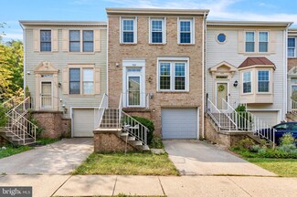 703 Herndon Woods Ct, Herndon, VA 20170