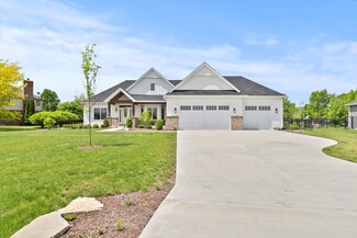 2803 Ninovan Ln, Minooka, IL 60447