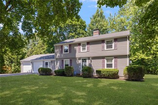 11 Apple Tree Ct, North Kingstown, RI 02852