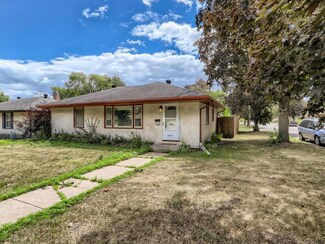 1604 Montana Ave E, Saint Paul, MN 55106