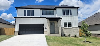 5910 SW Coywolf St, Bentonville, AR 72713