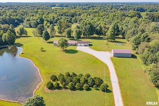 16807 E Kendall Rd, Mount Vernon, IL 62864