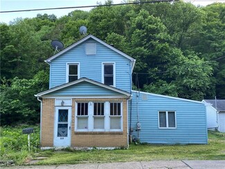 227 Crawford Run Rd, Creighton, PA 15030