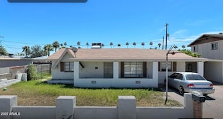 4913 W Stella Ln, Glendale, AZ 85301