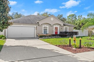 3407 Goldenhills St, Deltona, FL 32738