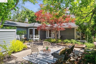 184 Lombardy Ln, Orinda, CA 94563